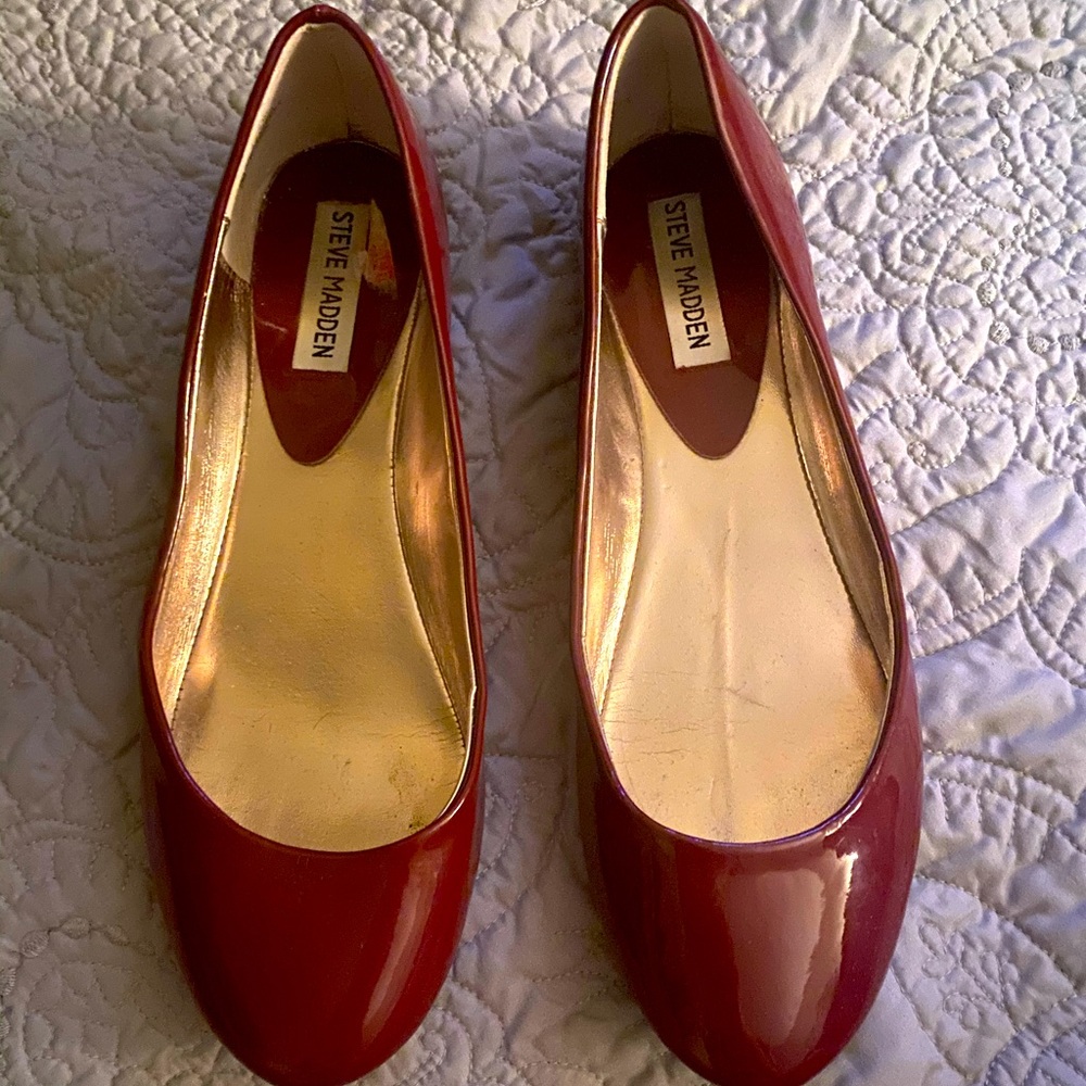 Steve Madden burgundy flats, 8.5